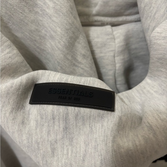 Essentials Hoodie size small excellent condition - Picture 4 of 5
